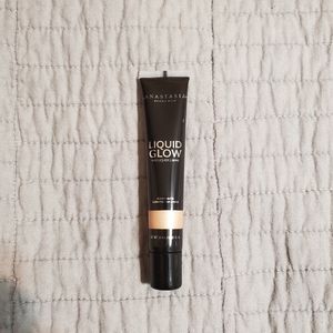 Anastasia Liquid Glow